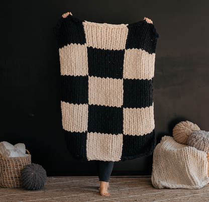 Checkered Chunky Knit Blanket